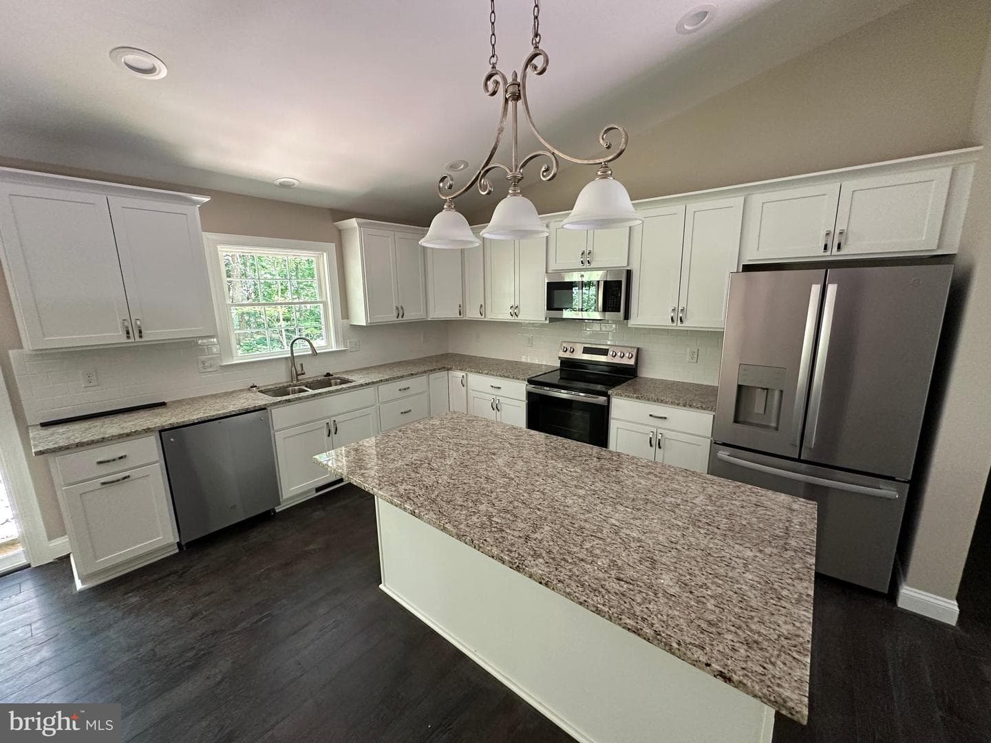 210 Beaver Trail photo 9