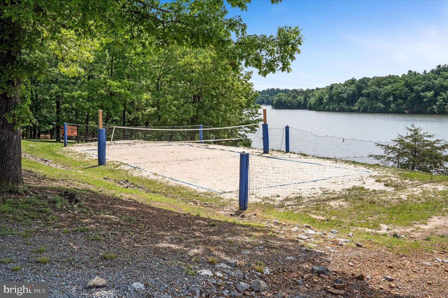 400 Lakeview Drive photo 82