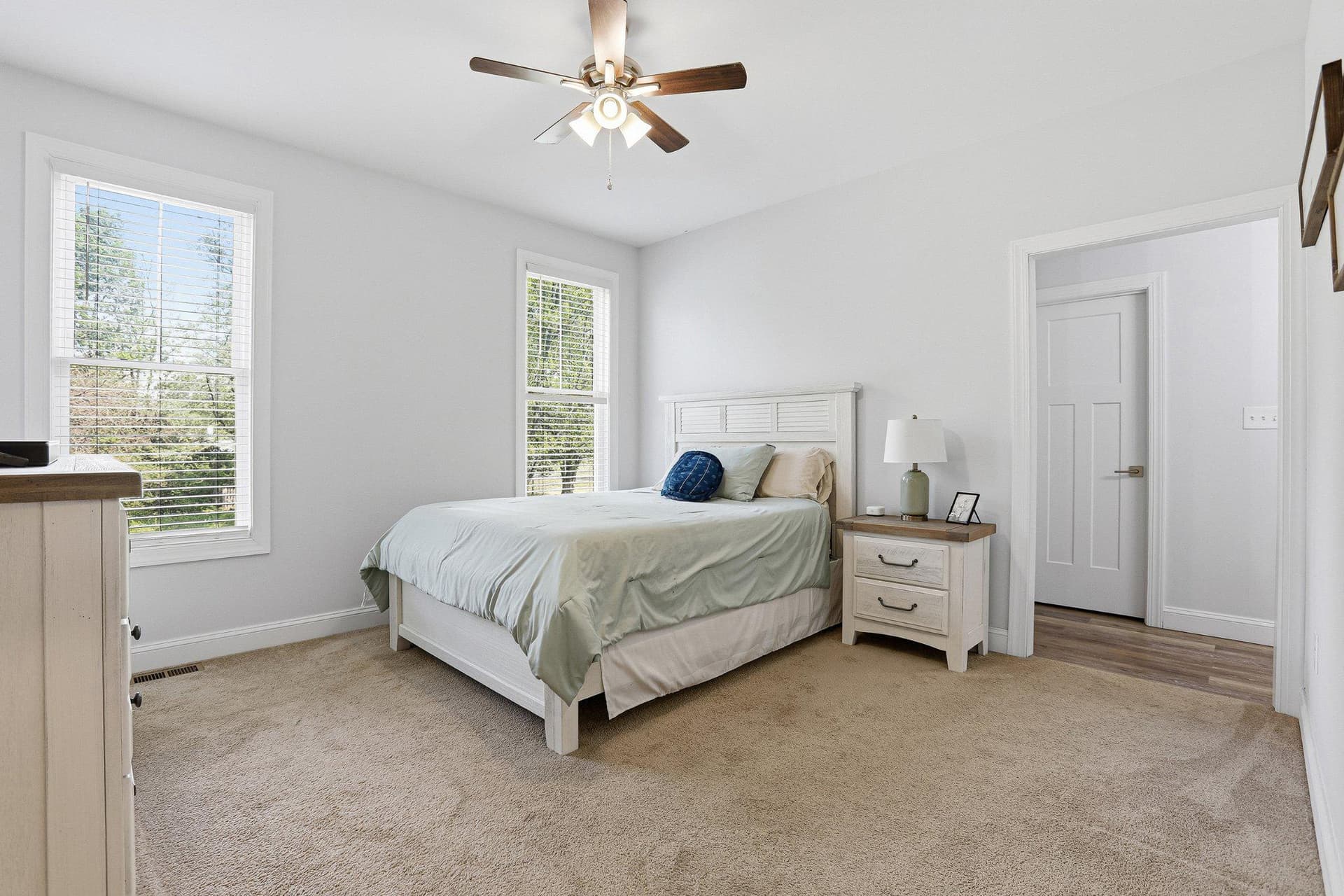 596 Welltown Road photo 20
