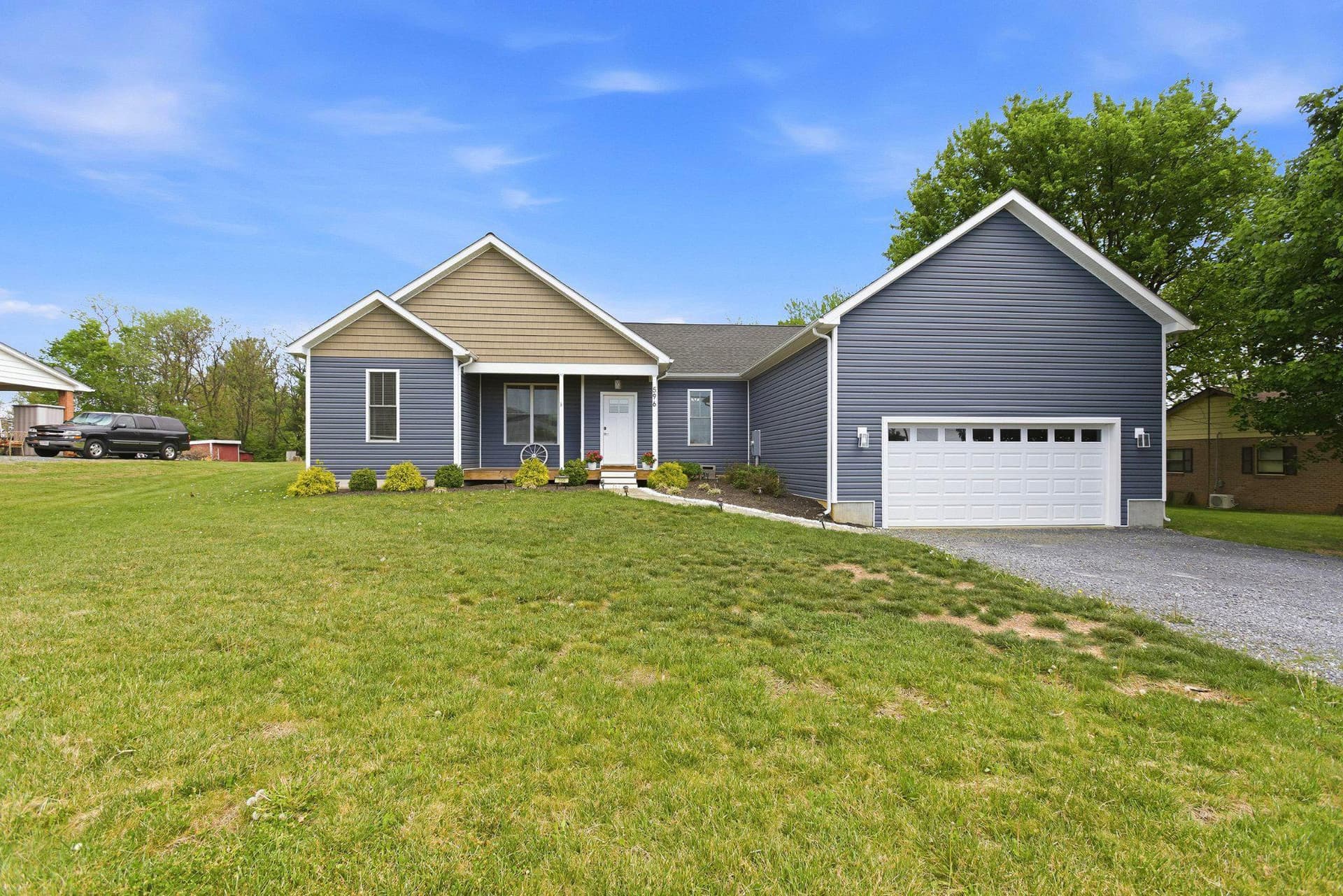 596 Welltown Road photo 34