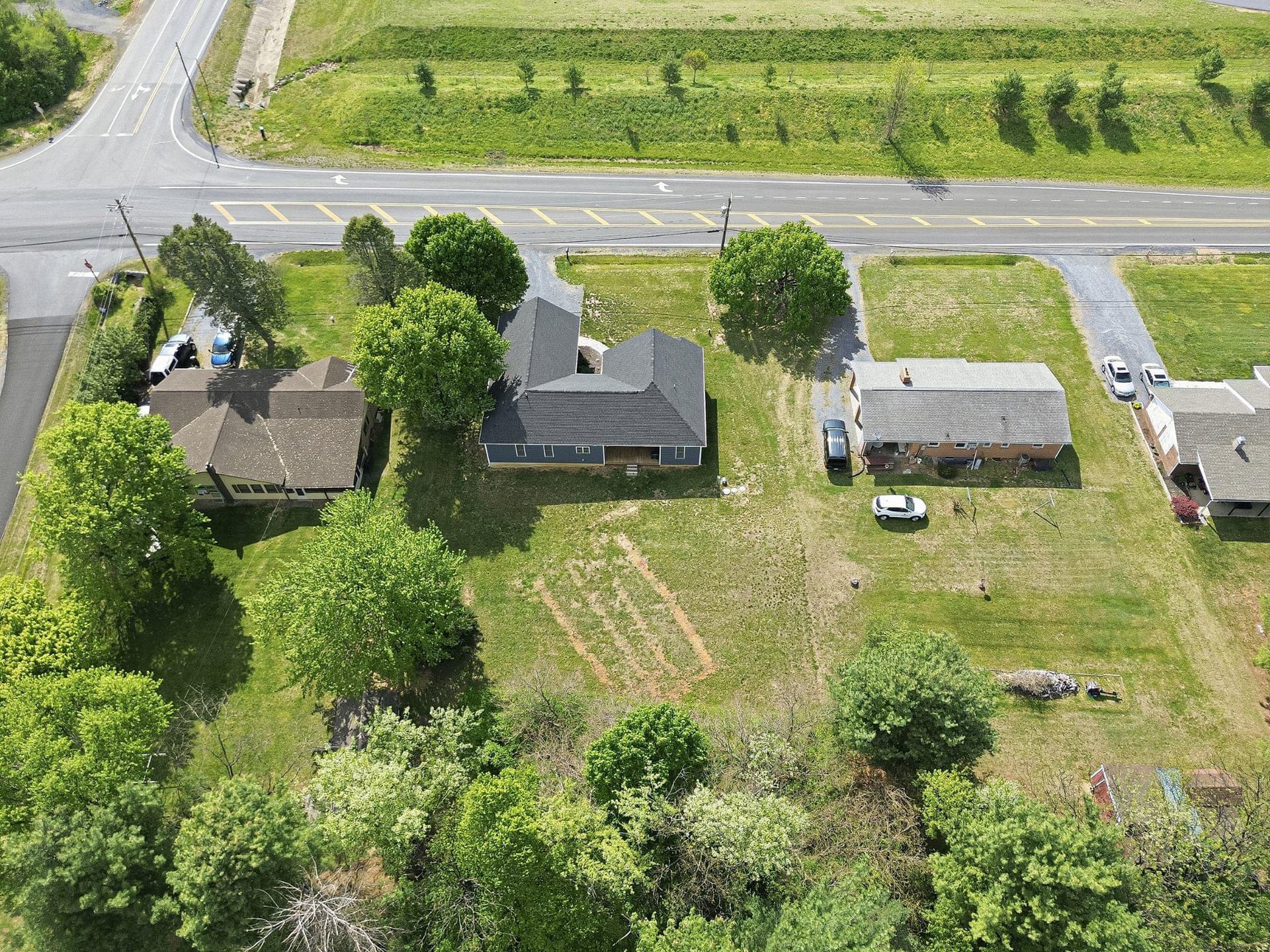 596 Welltown Road photo 35