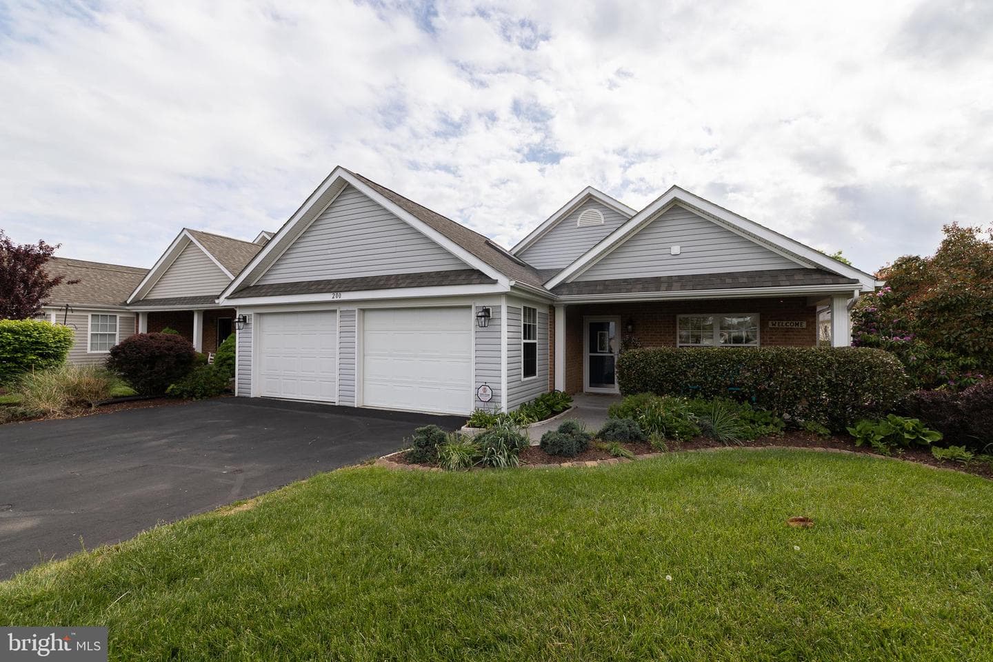 200 Crestwood Lane photo 3