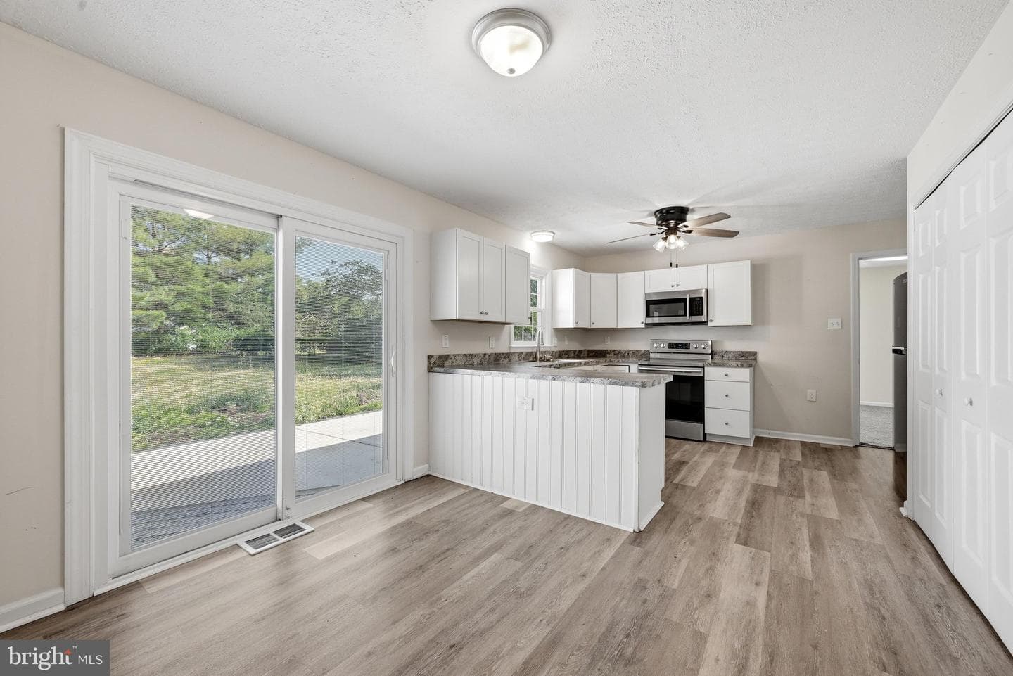 112 Lane St photo 15