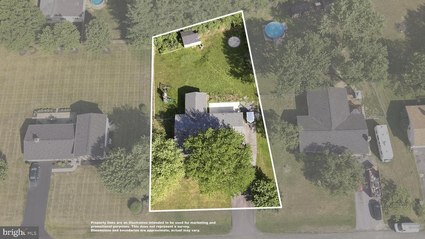 112 Lane St photo 48