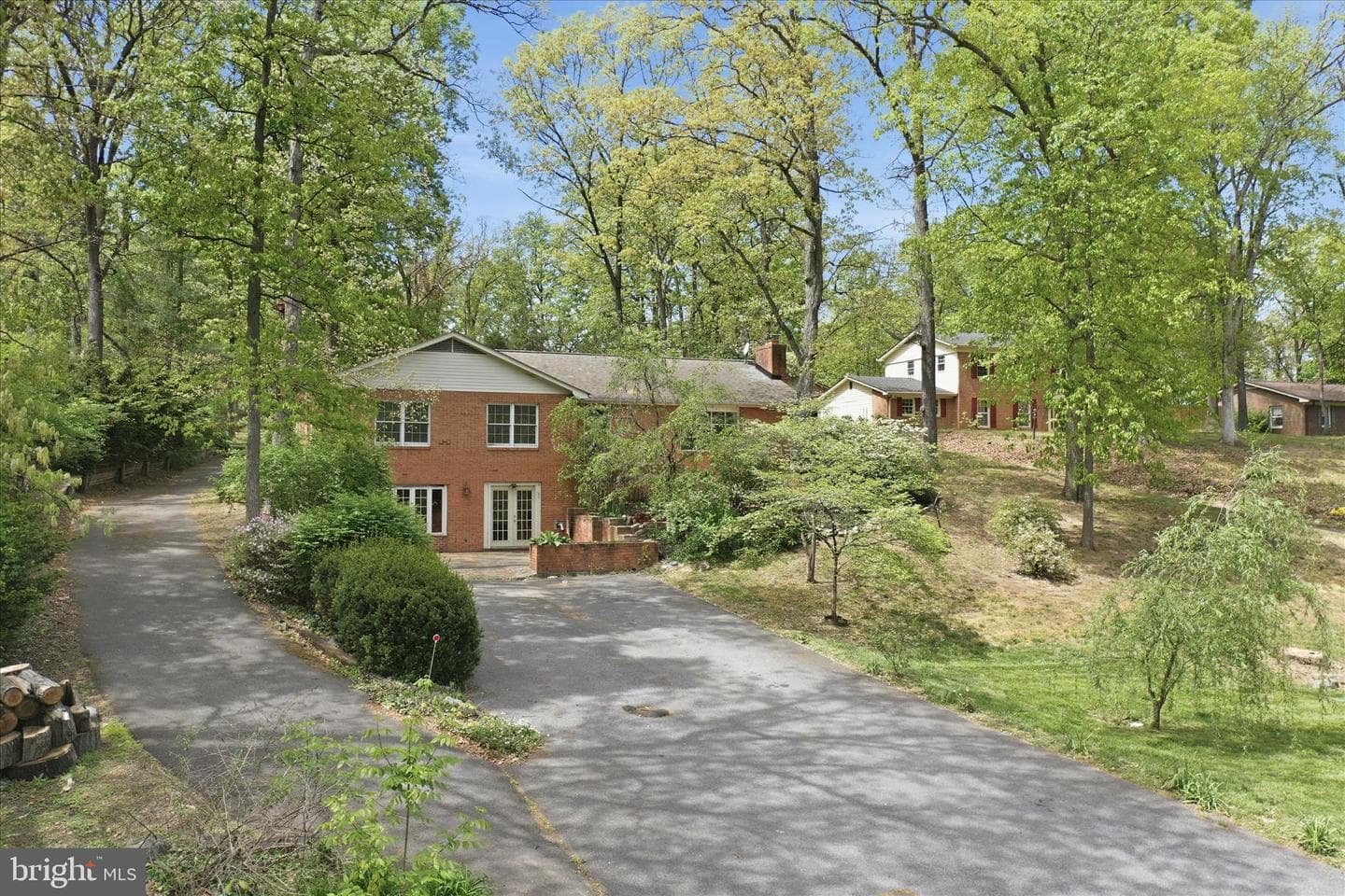 107 Oak Ridge Drive photo 5