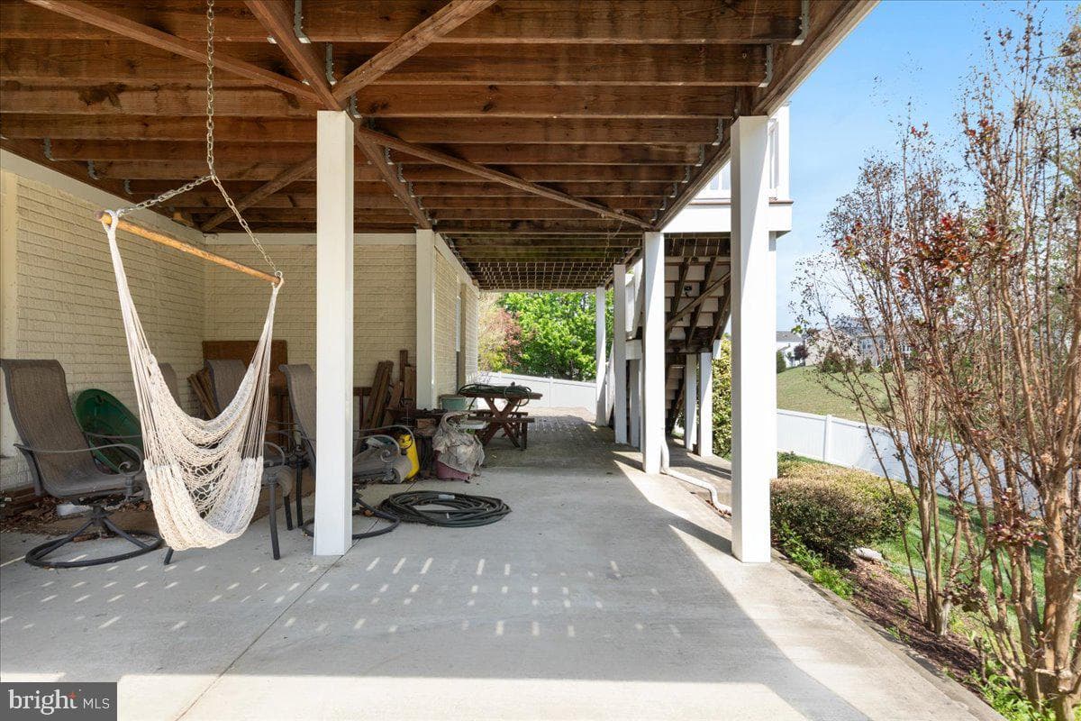 326 Morlyn Drive photo 39