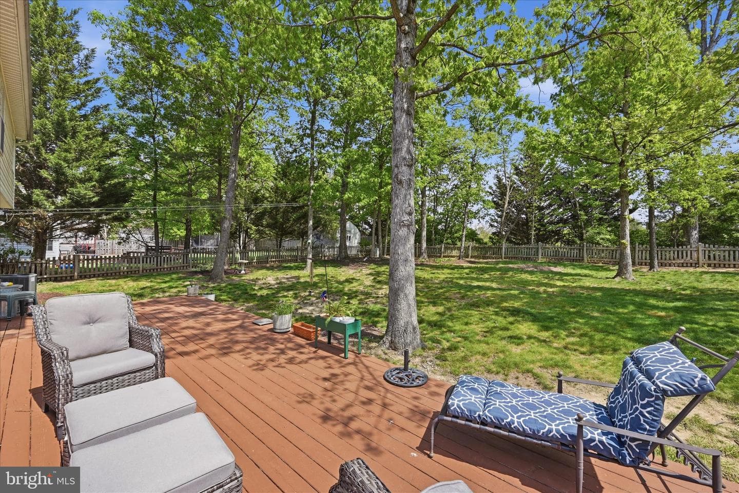 126 Churchill photo 37