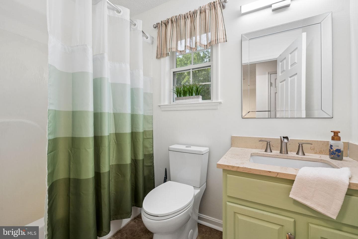 102 Fortress Drive photo 28
