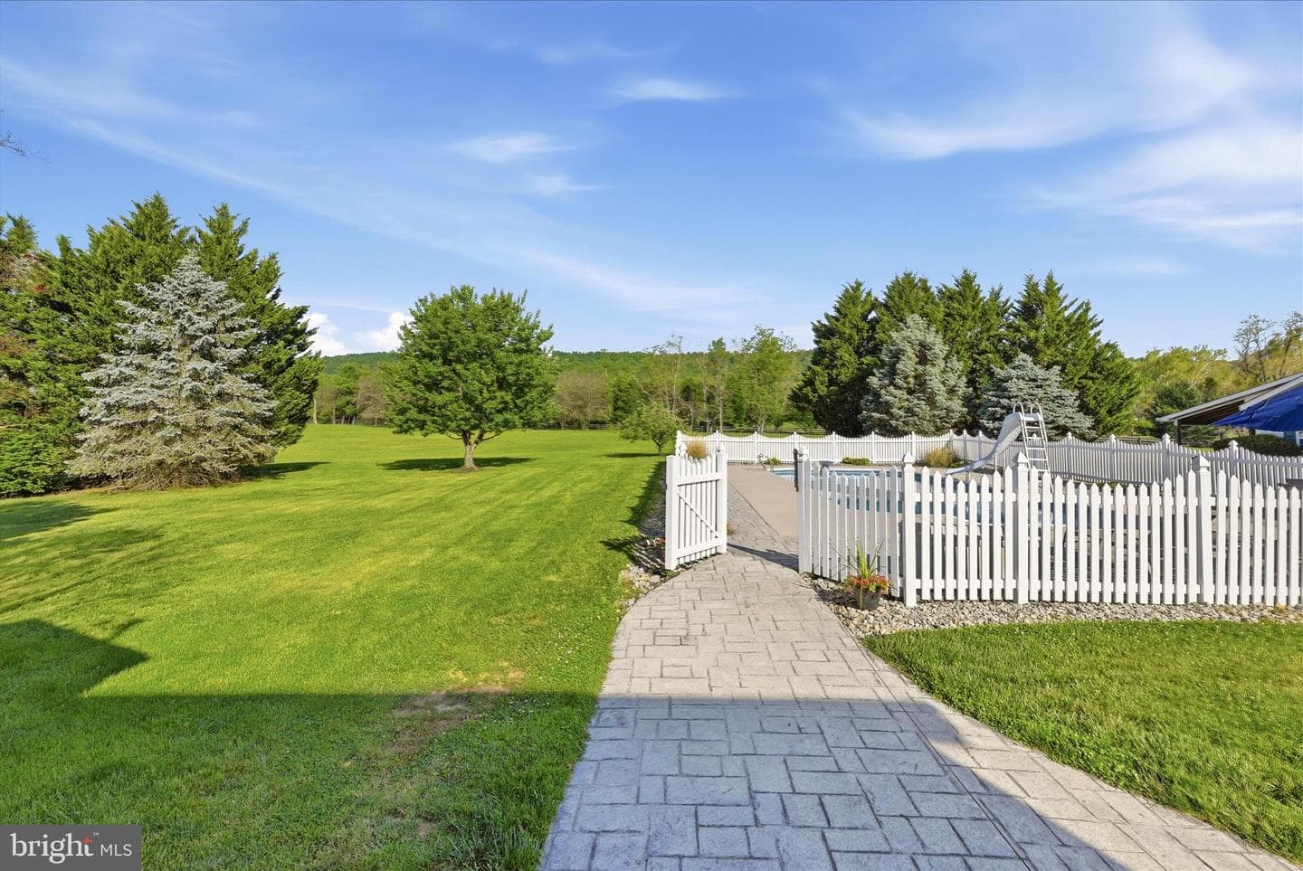 413 Tavistock Drive photo 72
