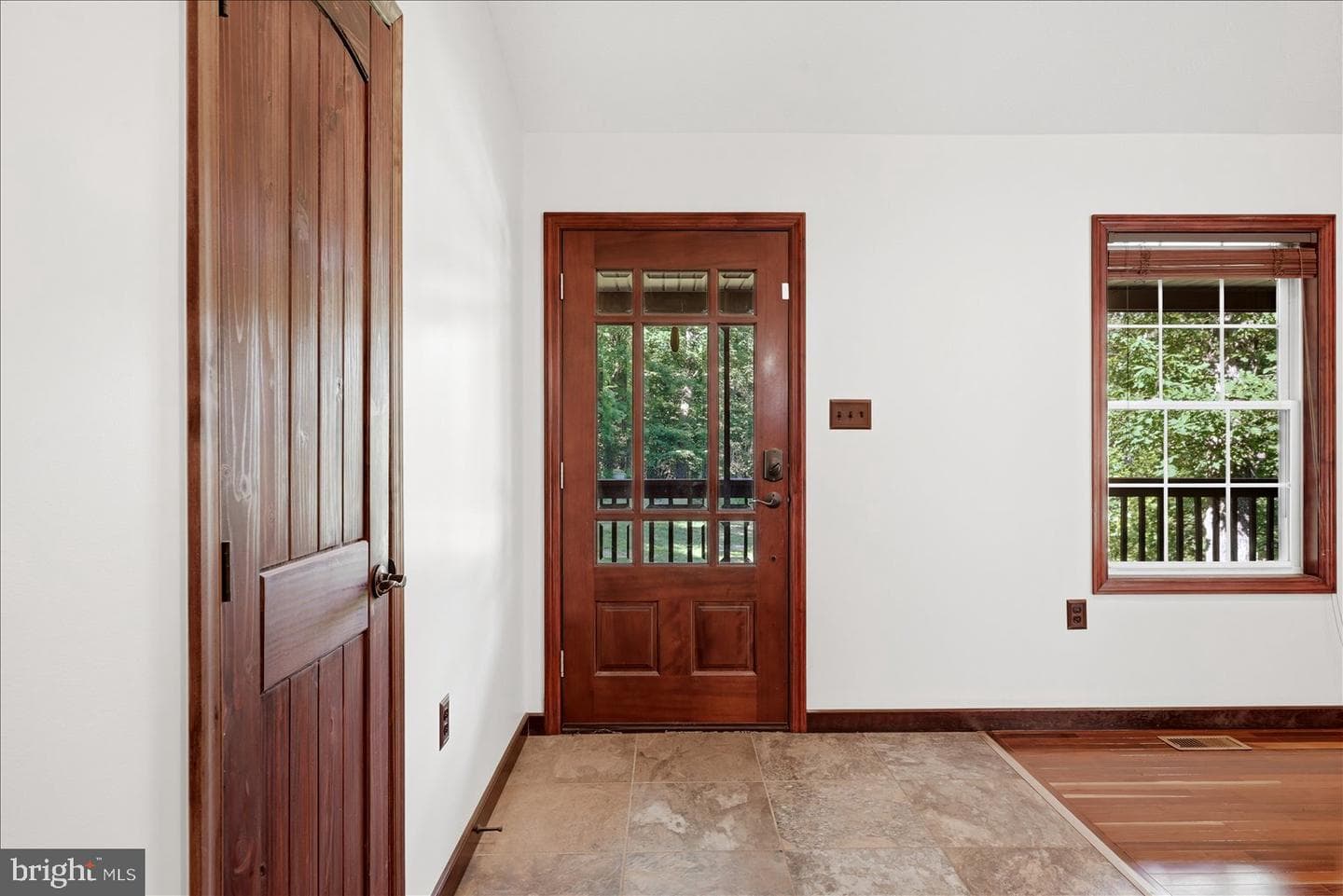 323 S Timber Ridge Road photo 18