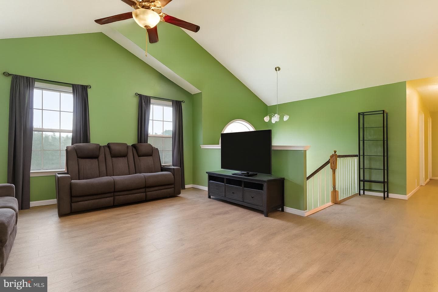 277 Orchard Dale photo 6