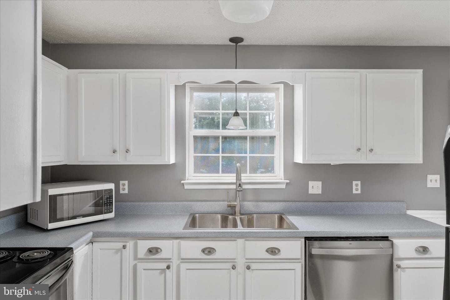 112 Chatham Square photo 8