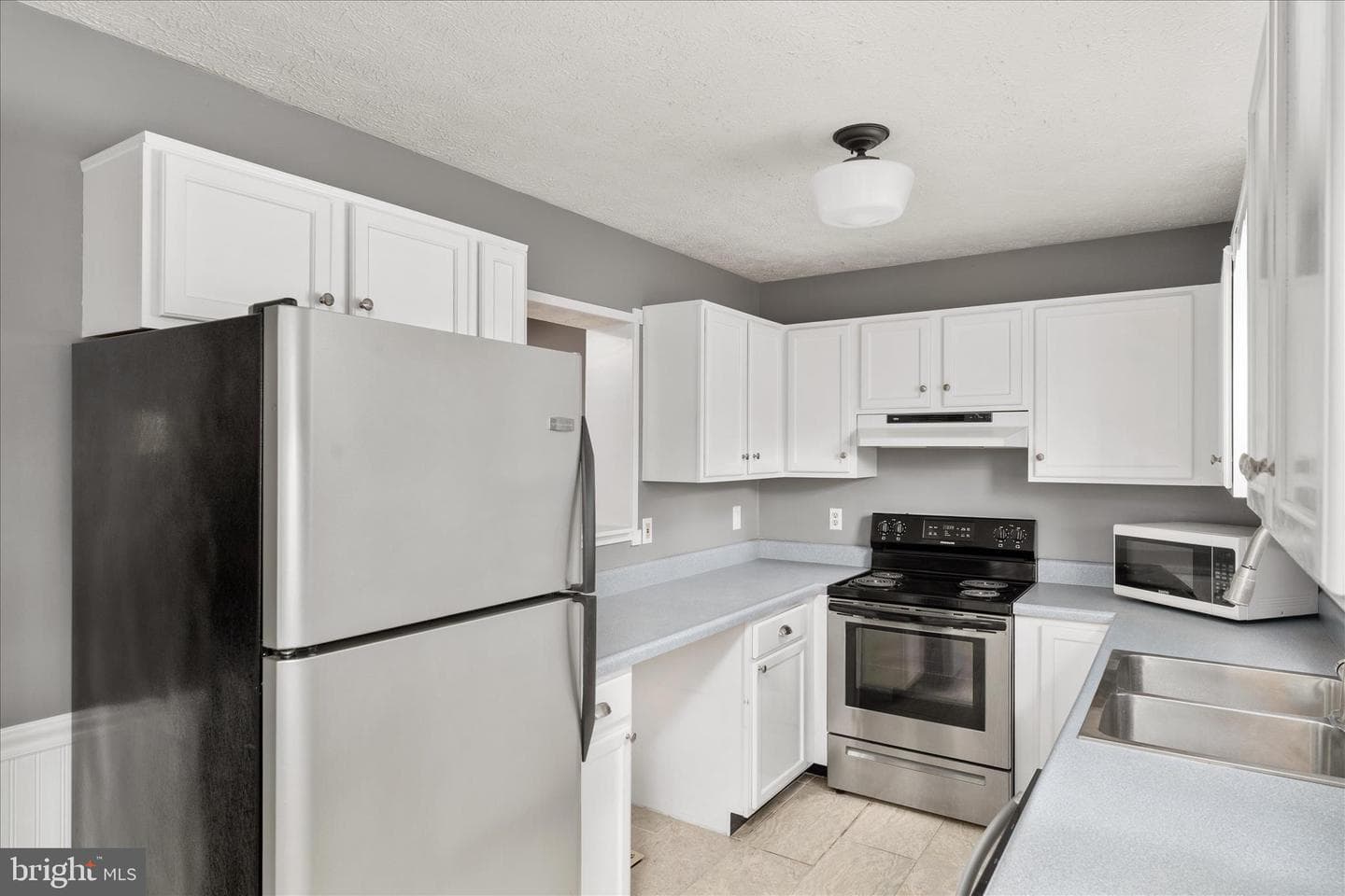 112 Chatham Square photo 9