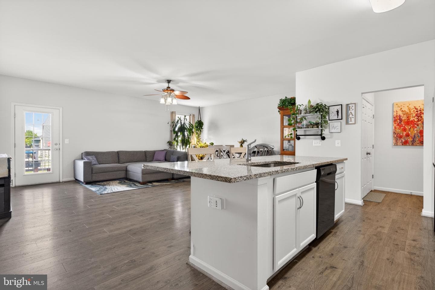 227 Parkland Drive photo 9