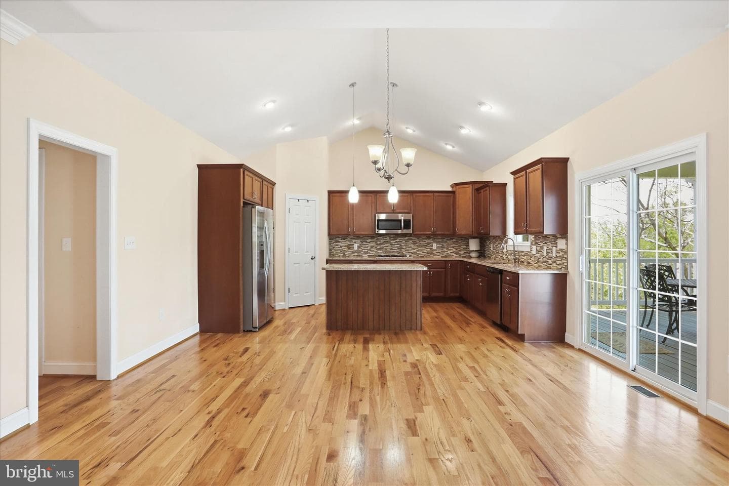 107 Harold Court photo 15