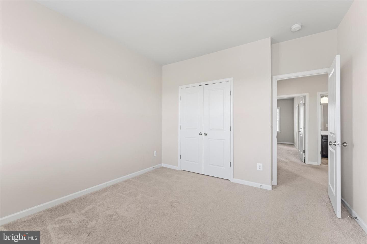 226 Parkland Drive photo 29