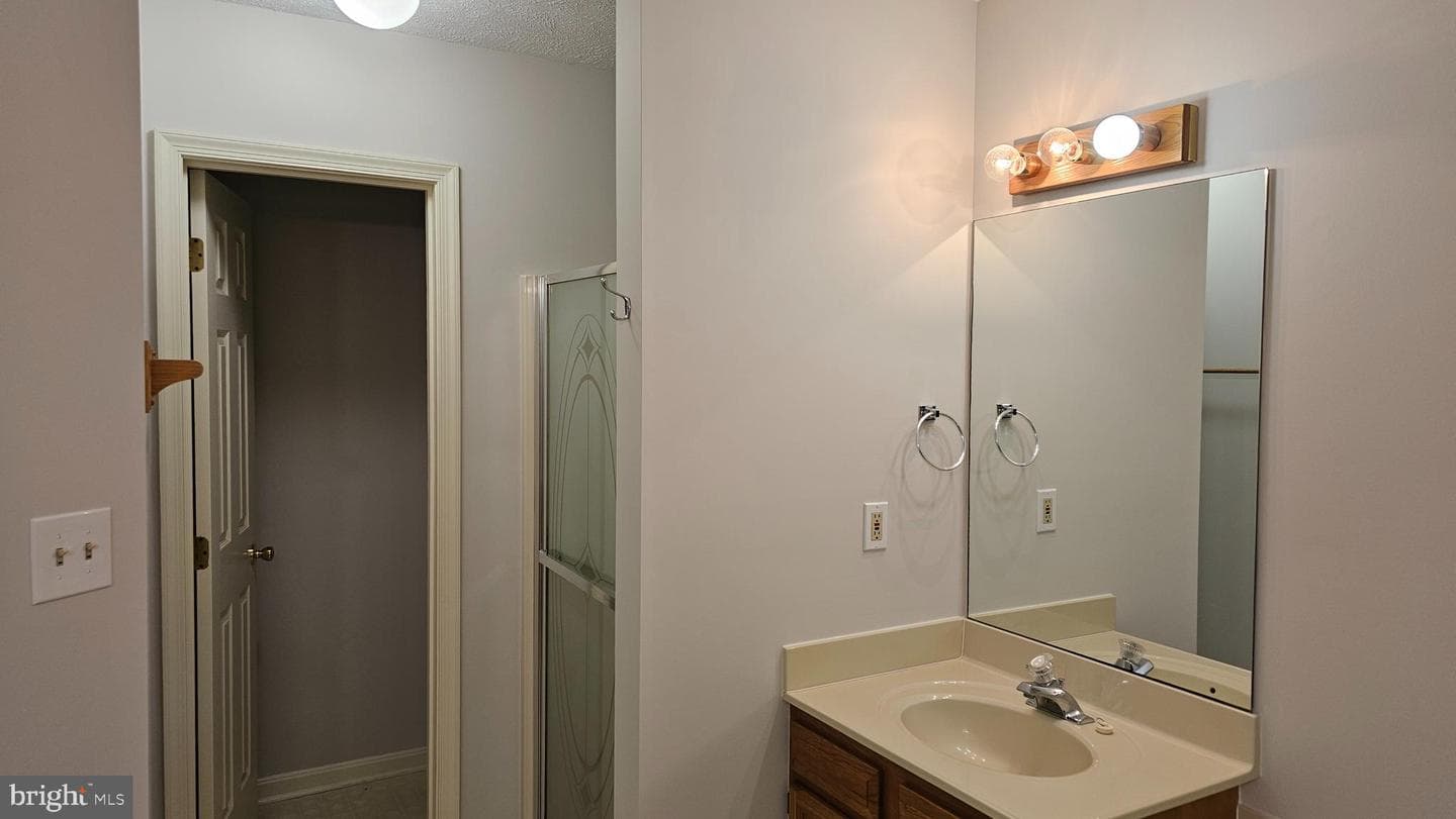 114 Settlers Circle photo 16