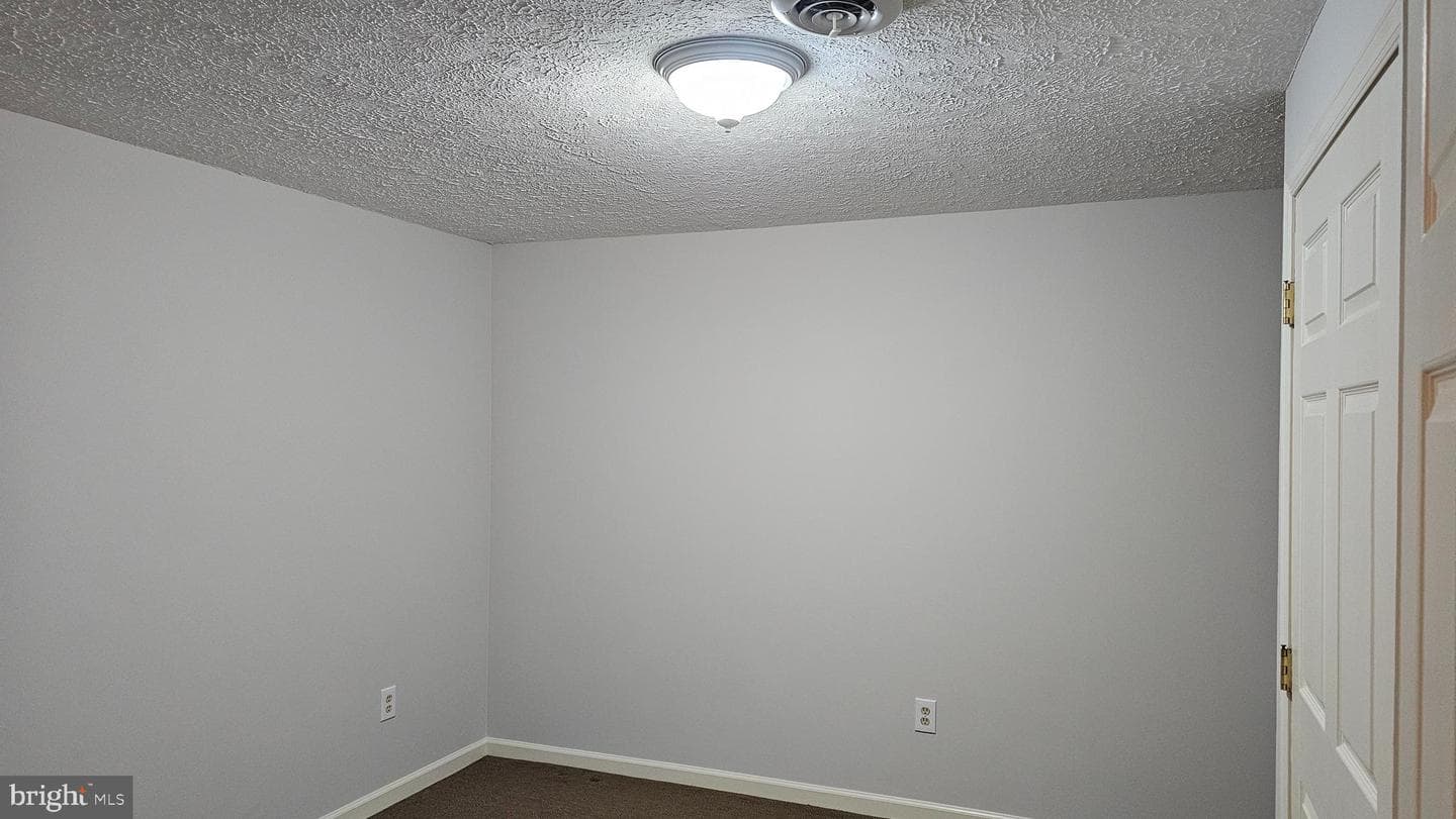 114 Settlers Circle photo 28