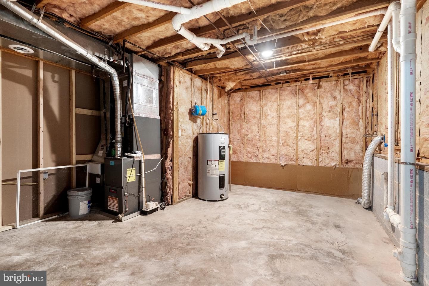 305 Woodrow Road photo 24
