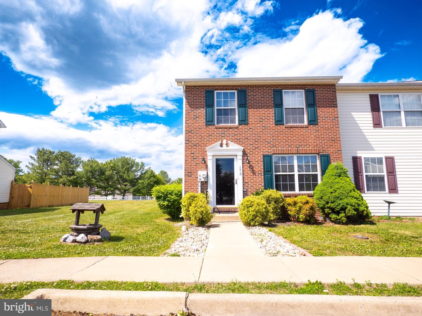 173 Equestrian Drive photo 2