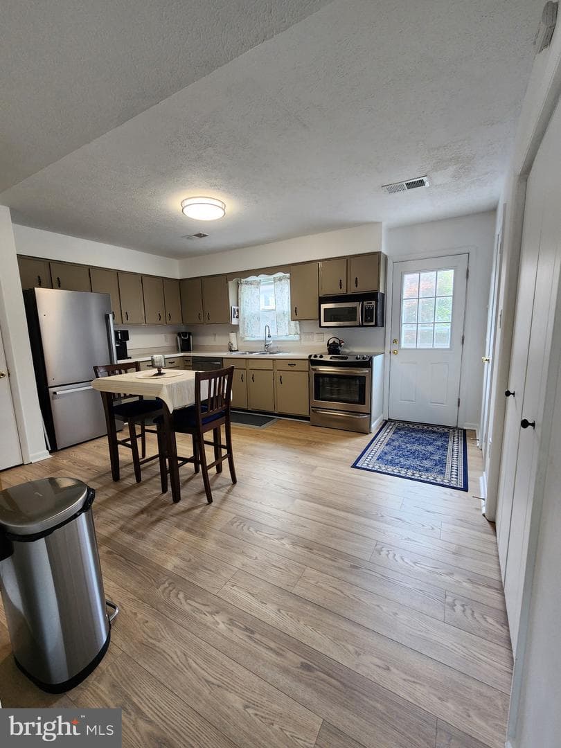 243 Brunswick Road photo 4