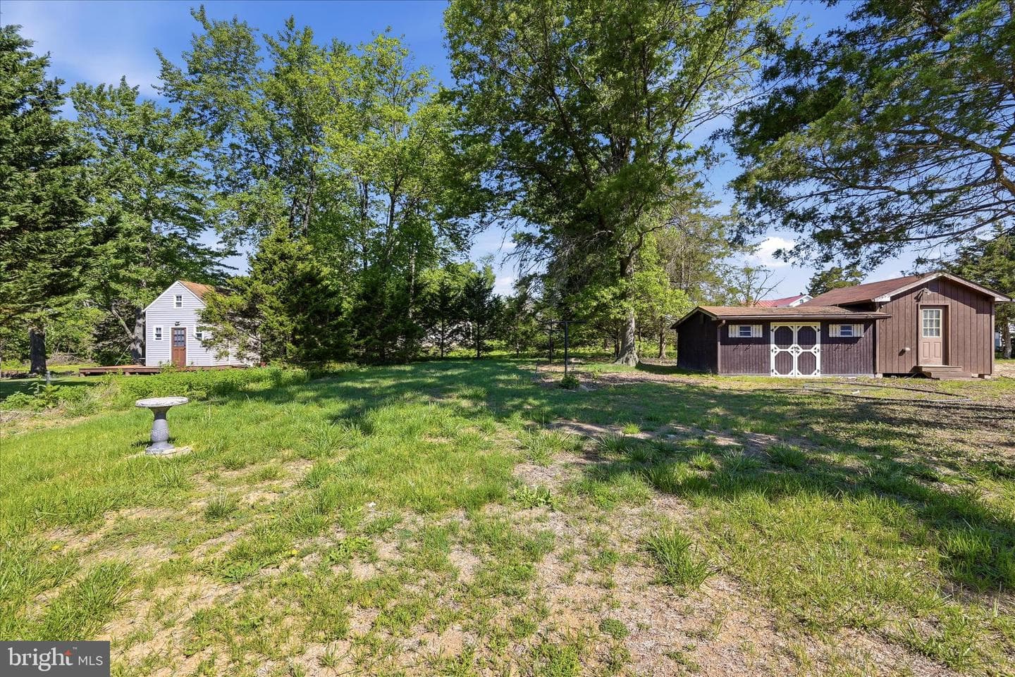 114 Harrison Lane photo 35