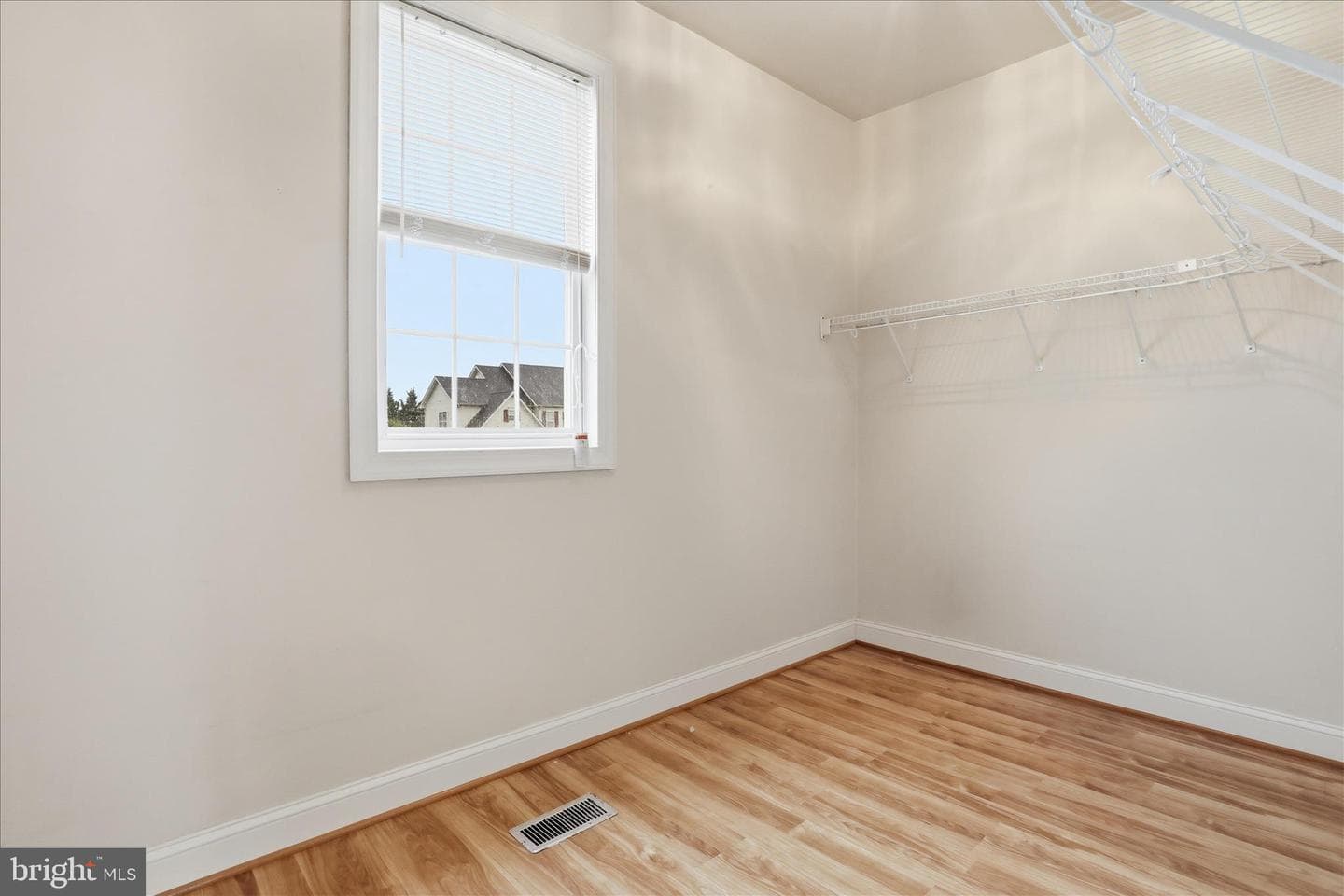220 Flanagan Drive photo 37