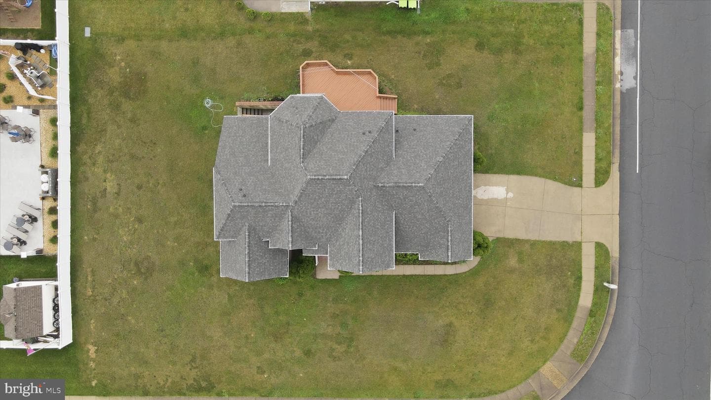 220 Flanagan Drive photo 41