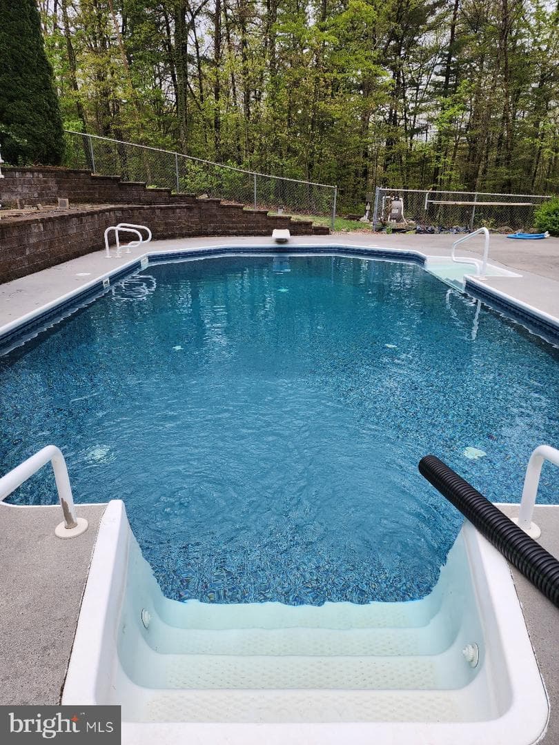 148 Arklow Drive photo 43