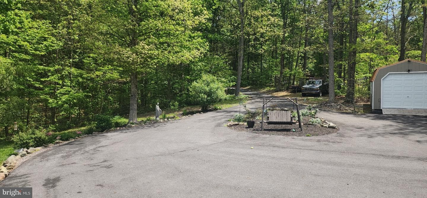 148 Arklow Drive photo 57