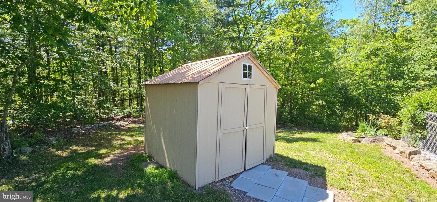 148 Arklow Drive photo 71