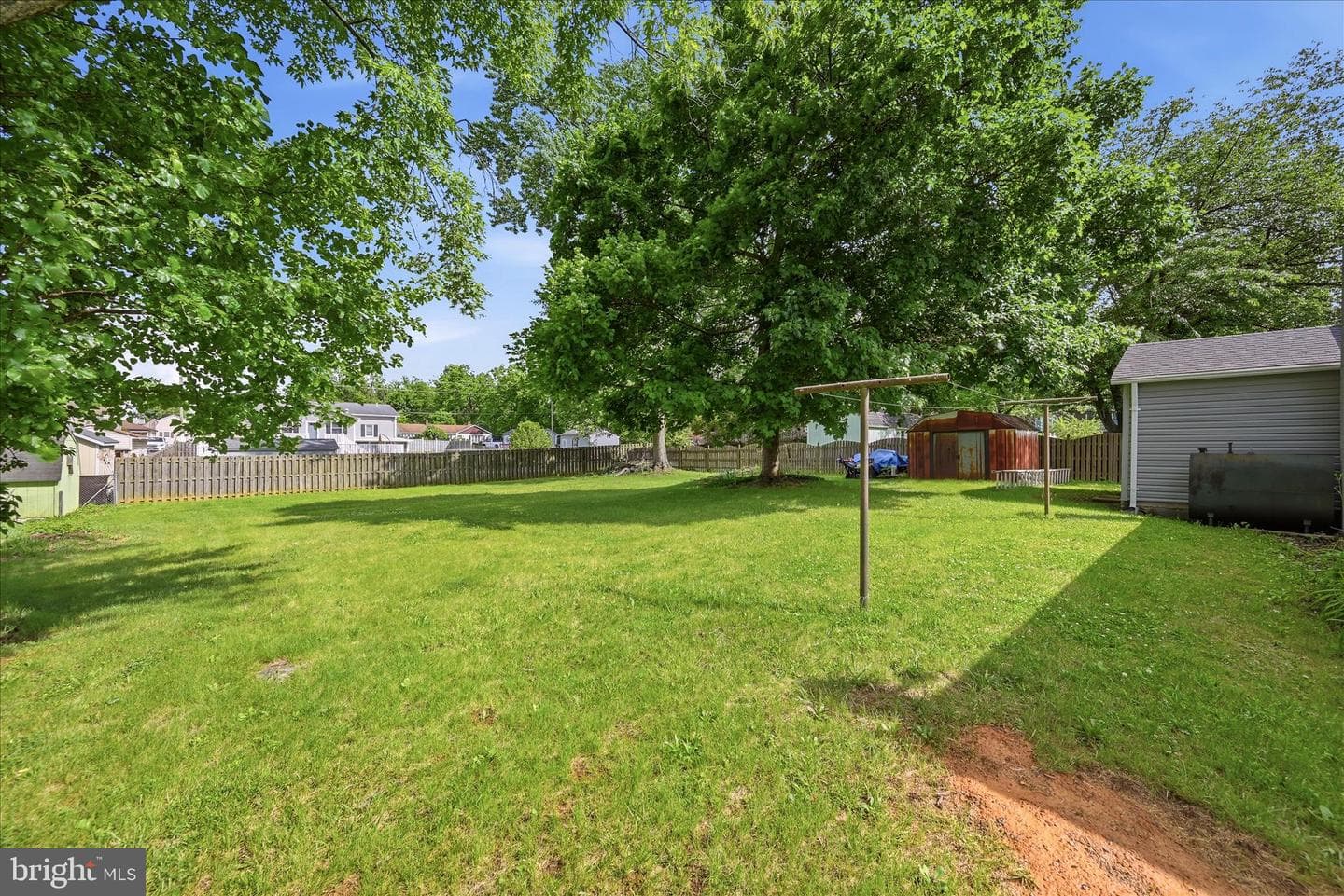115 Hickory Lane photo 3