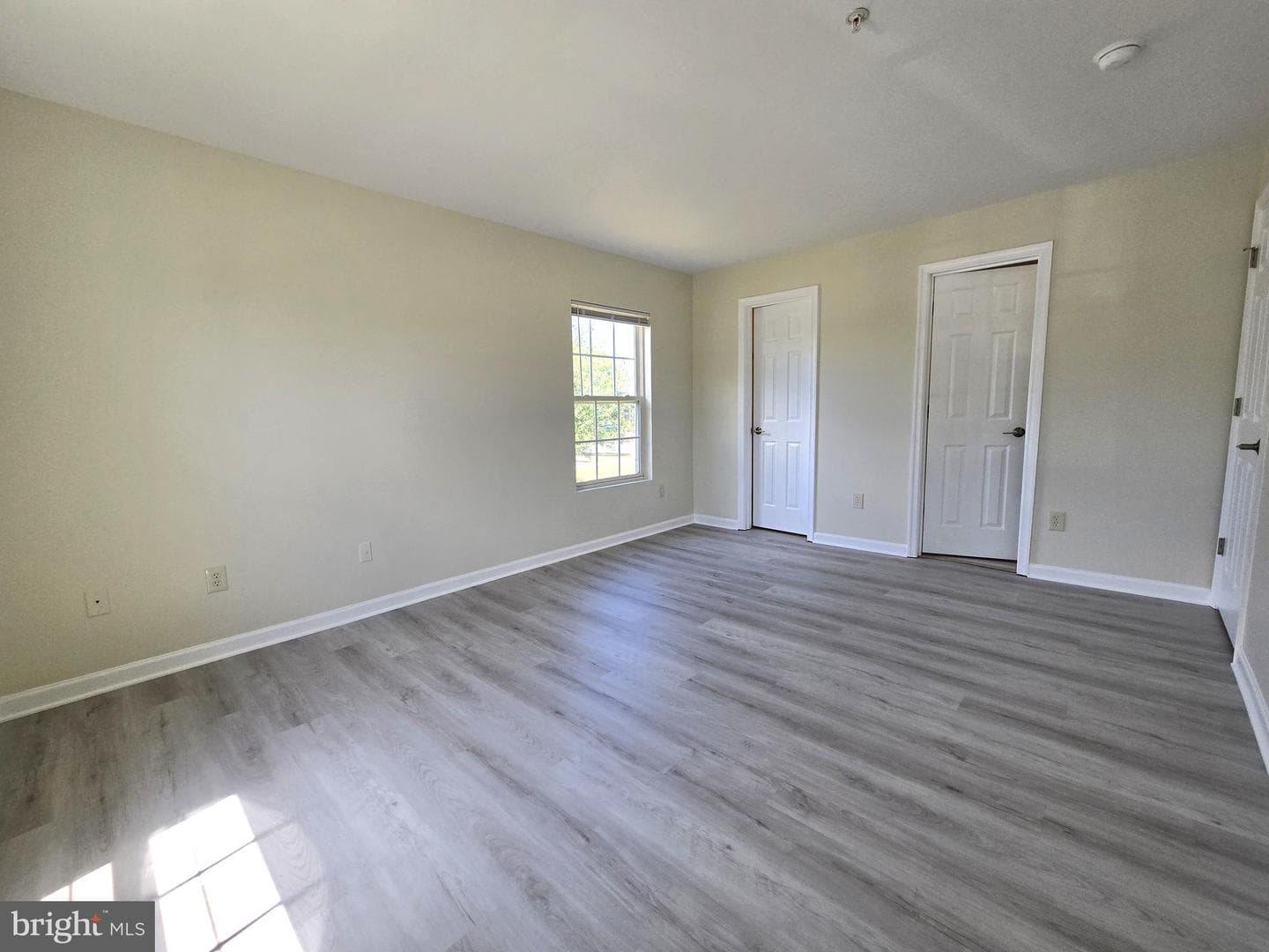 136 Brookland Court #8 photo 16