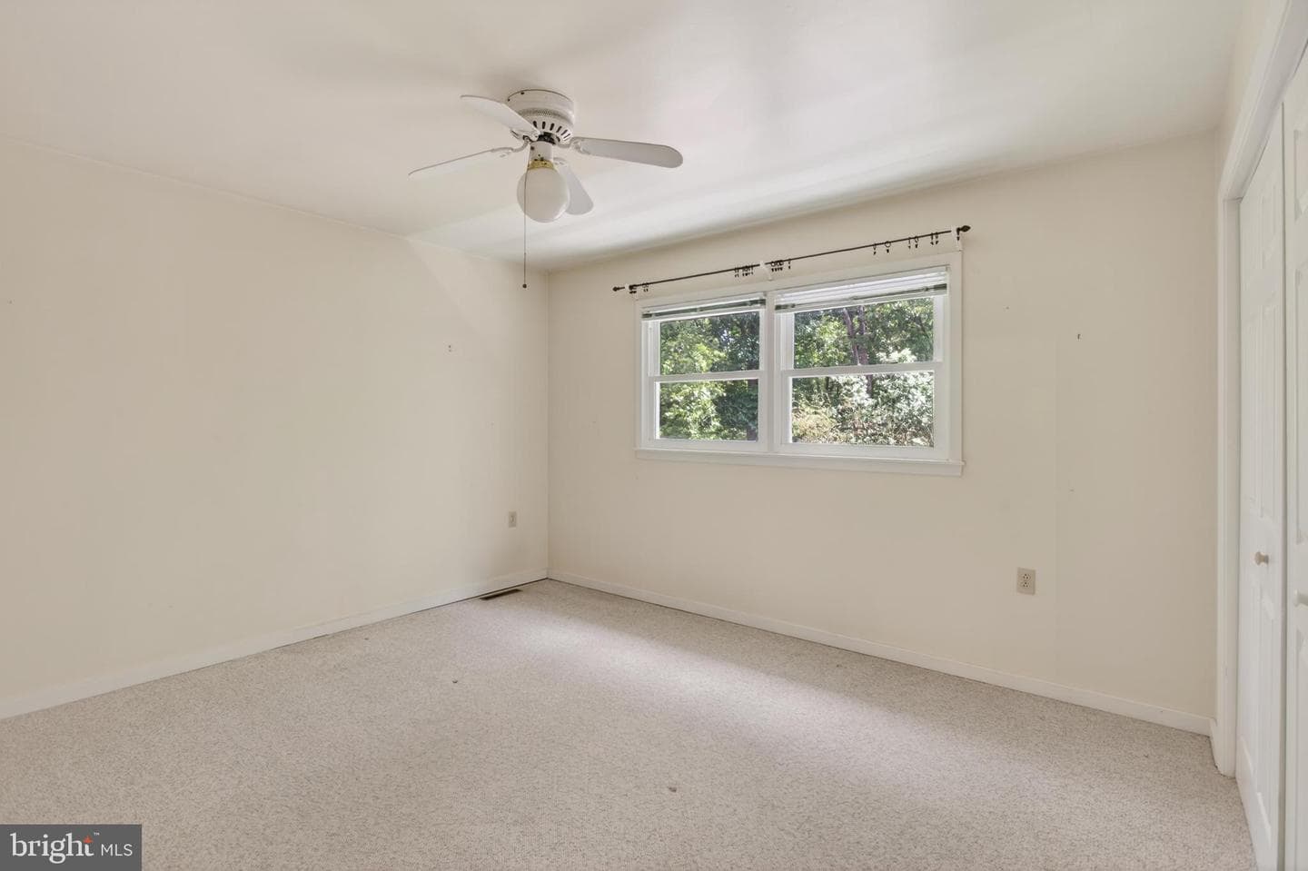 138 Old Forest Circle photo 32