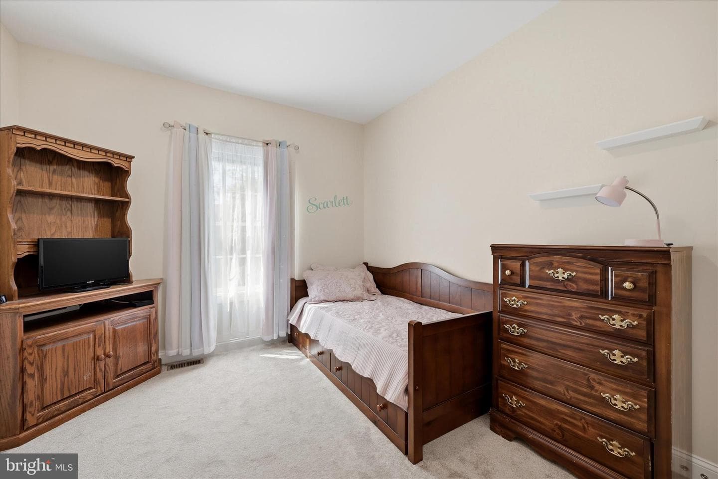 120 Wales Court photo 25