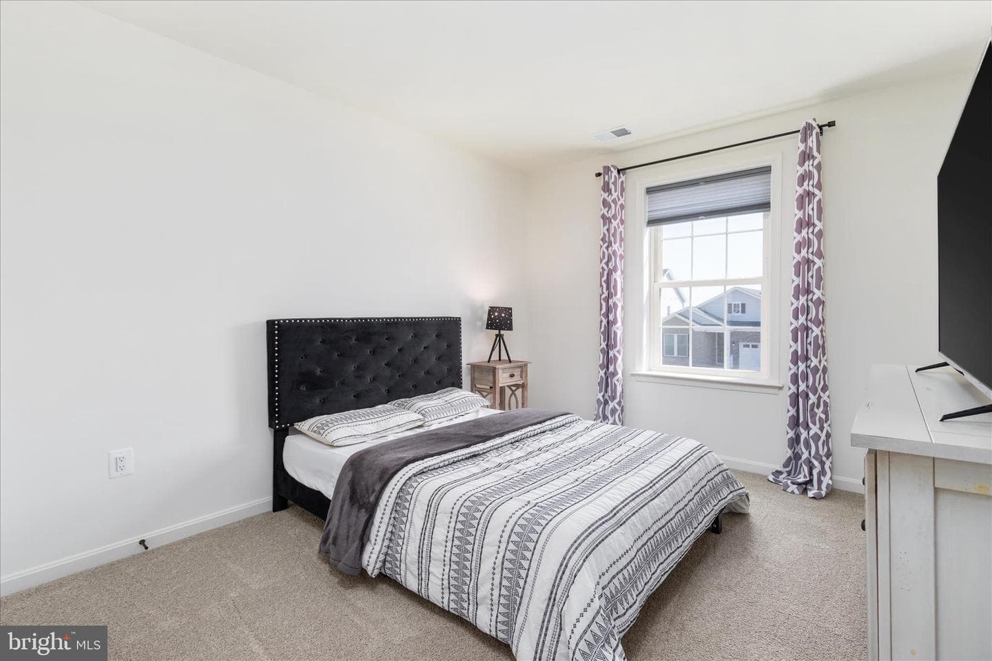 108 Nevermore Drive photo 32