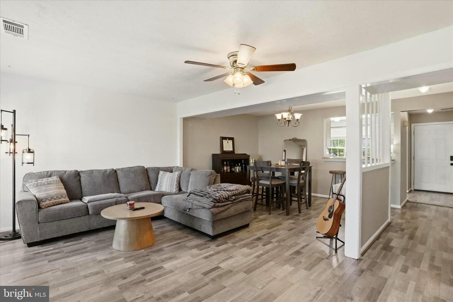 356 Surrey Club Ln photo 10
