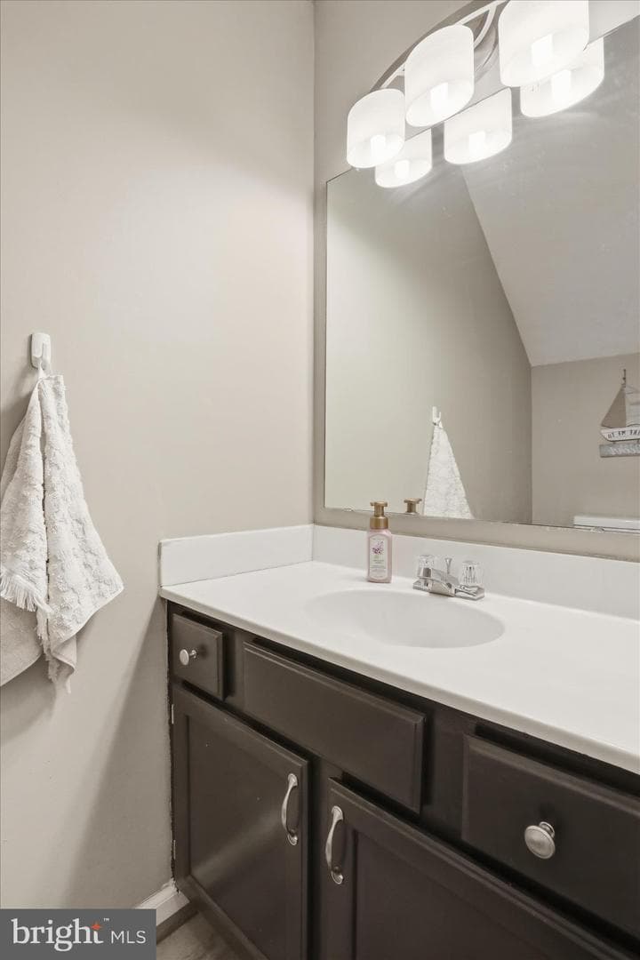 356 Surrey Club Ln photo 13