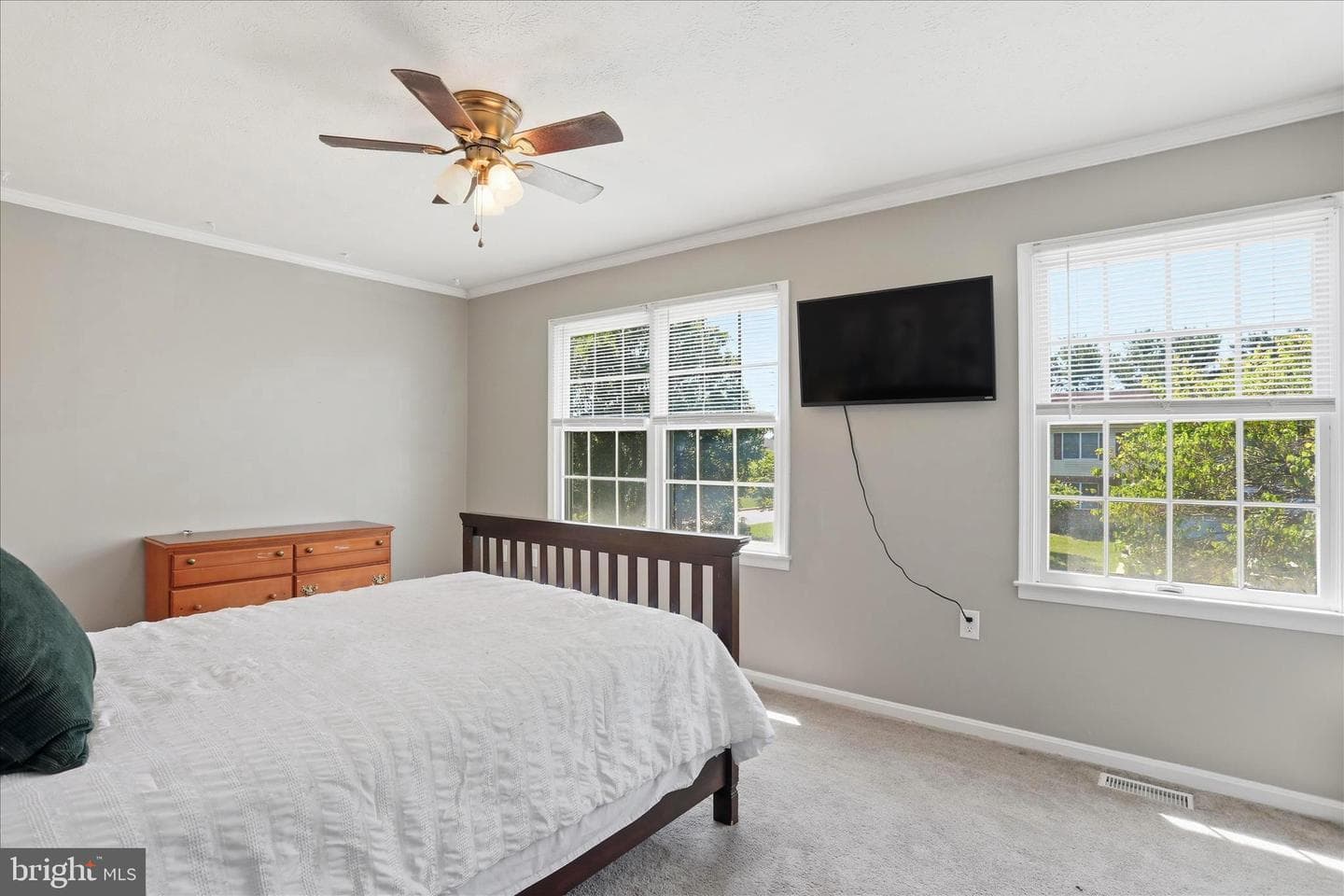 356 Surrey Club Ln photo 14