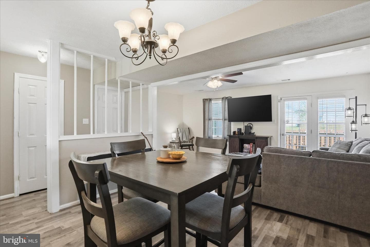356 Surrey Club Ln photo 9