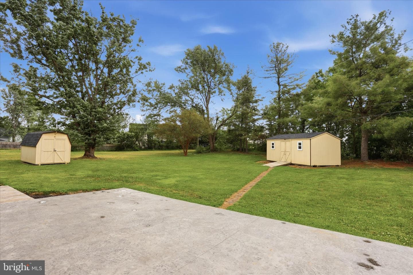 126 Meadowbrook photo 24