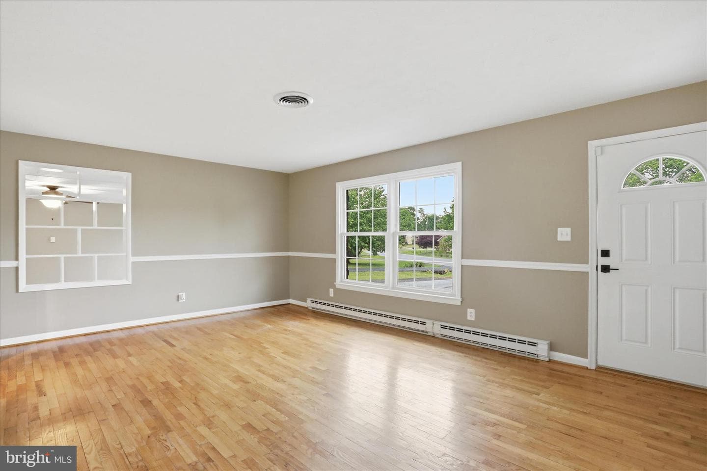 126 Meadowbrook photo 7