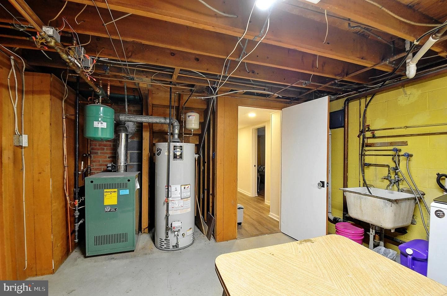 122 Armstrong Place photo 57
