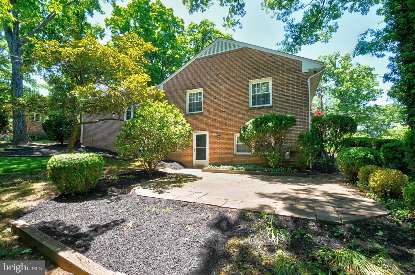 122 Armstrong Place photo 67