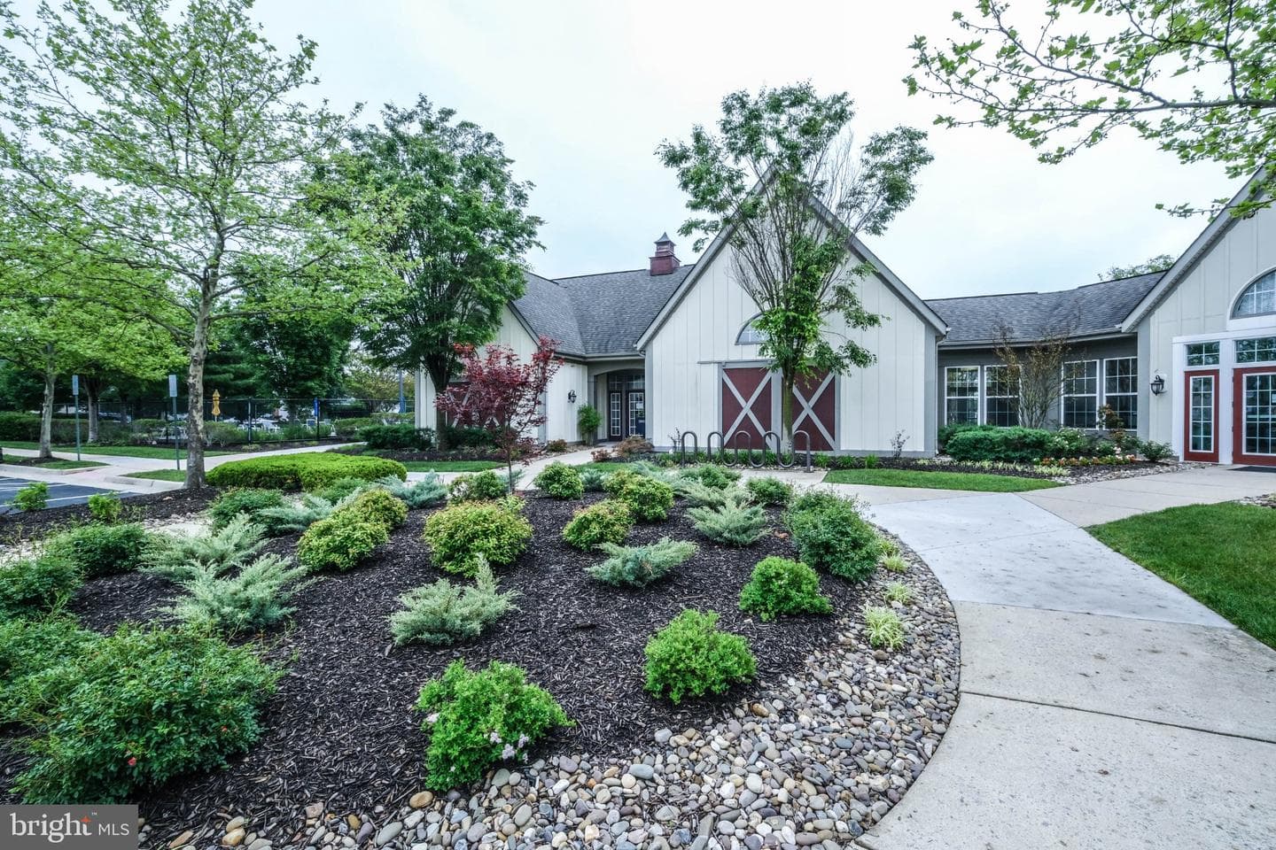 218 Parkland Drive photo 33