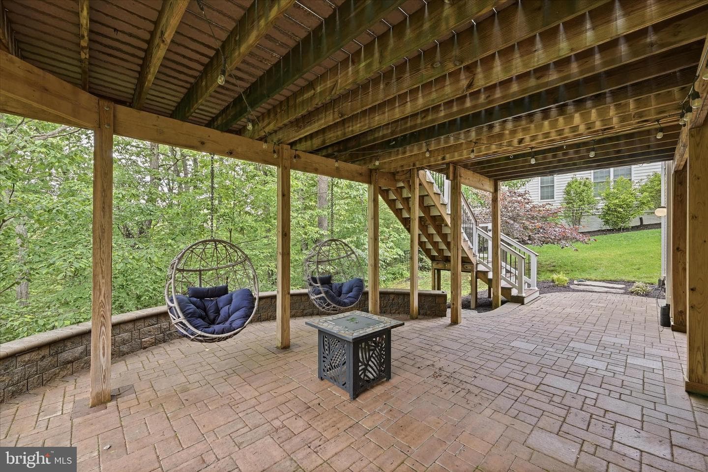 119 Thompson Court photo 49