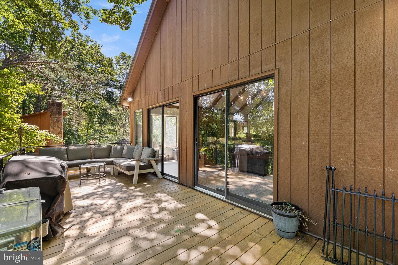 274 Three Oaks Drive photo 9