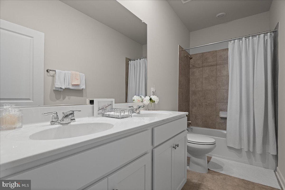 220 Lehigh photo 39