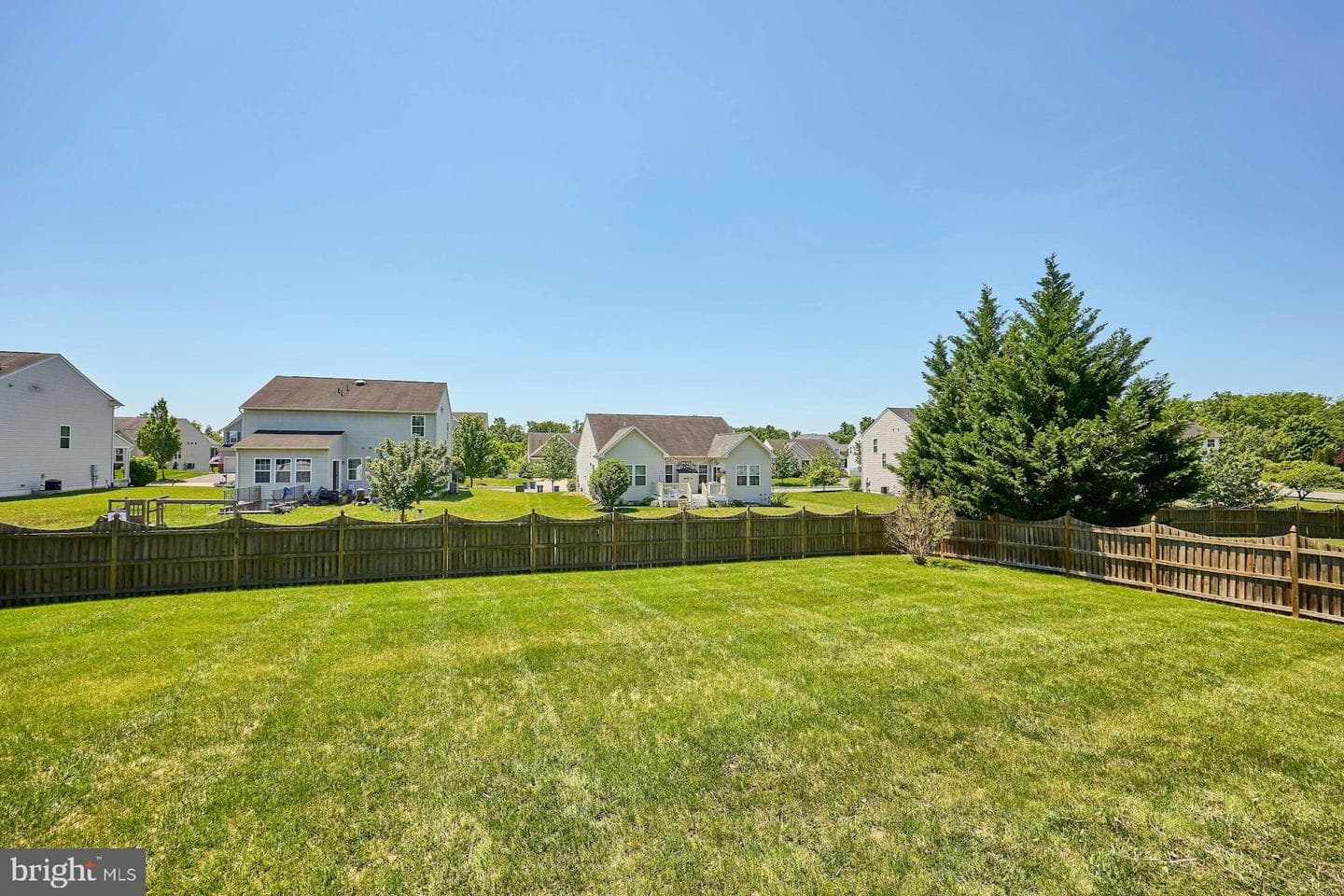 245 Mackenzie Lane photo 35