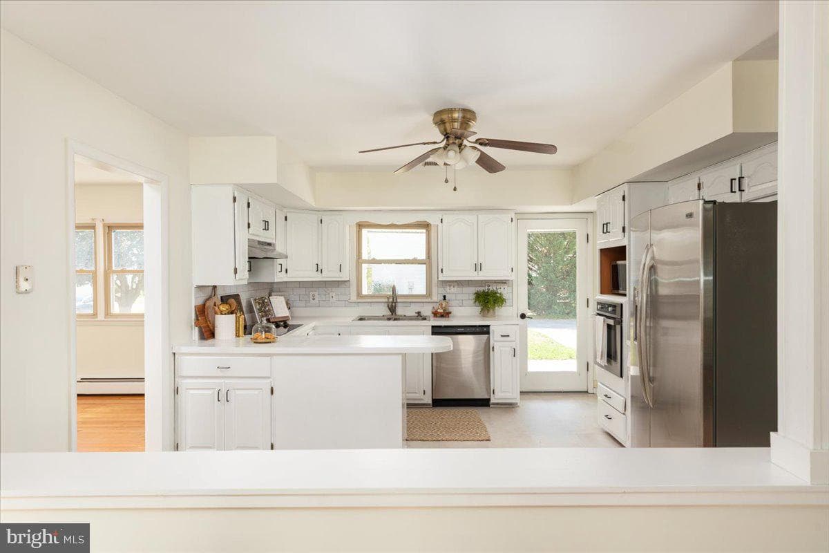 110 Grindstone Drive photo 3
